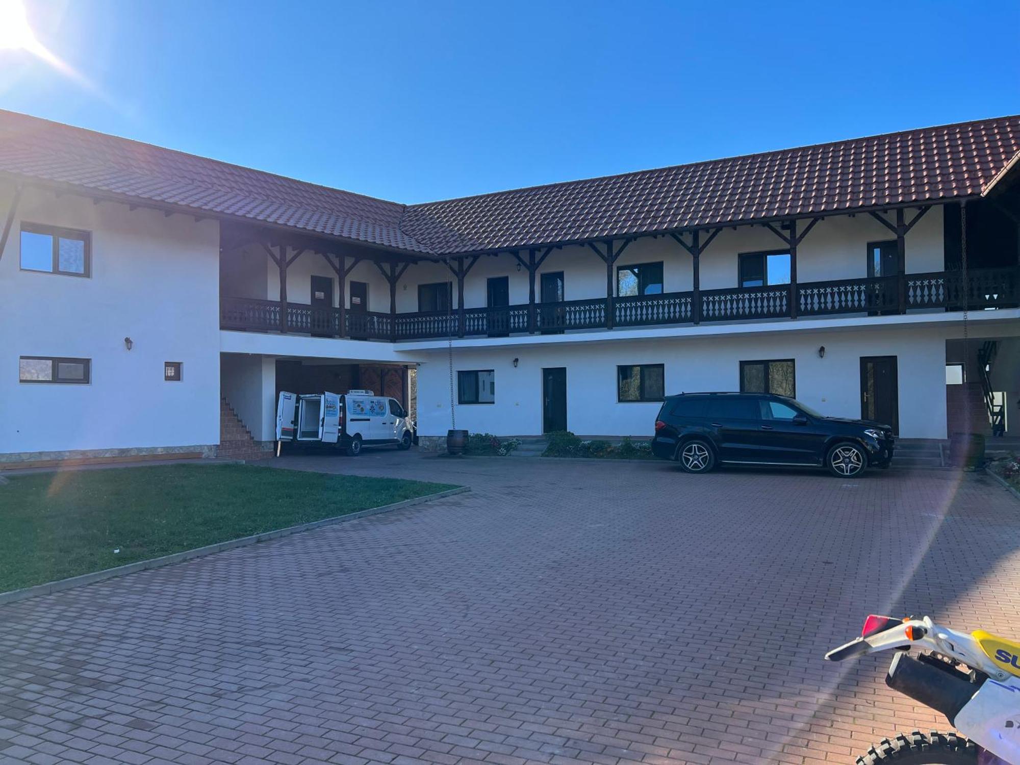 Pensiunea Alex Marga Exterior foto